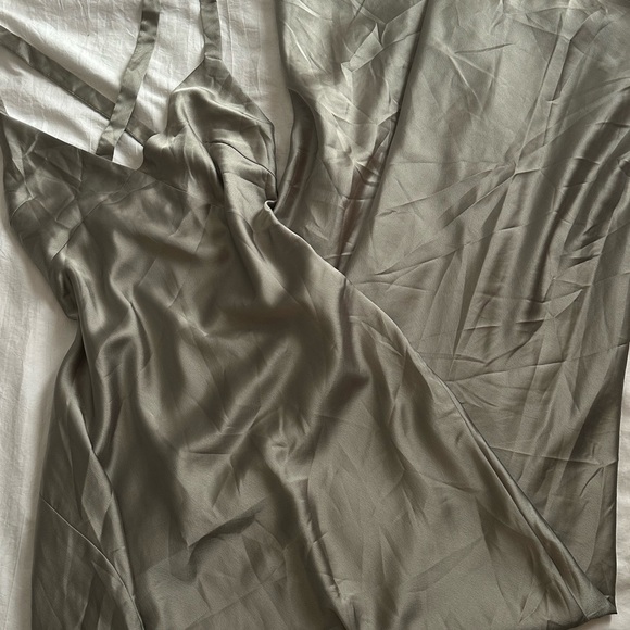 Anderson Maxi Dress - Picture 4 of 5